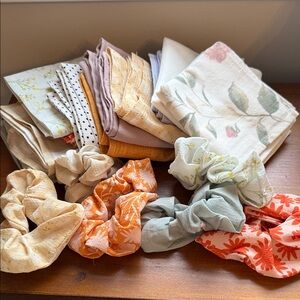 Floral and Solid Scrunchies Set (Kristin Made)